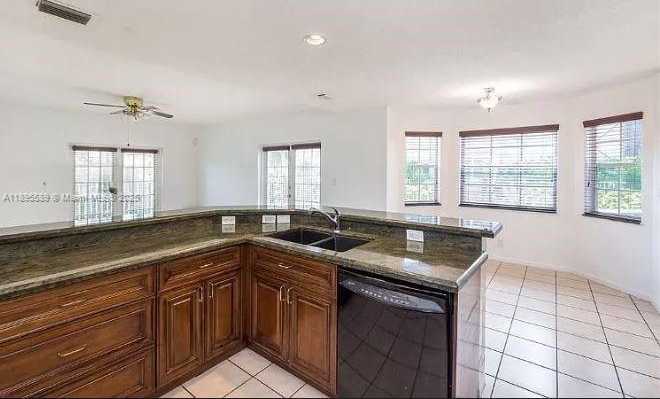 Small Image of 965 NORTH WEST 210 WAY, Pembroke Pines Number 7