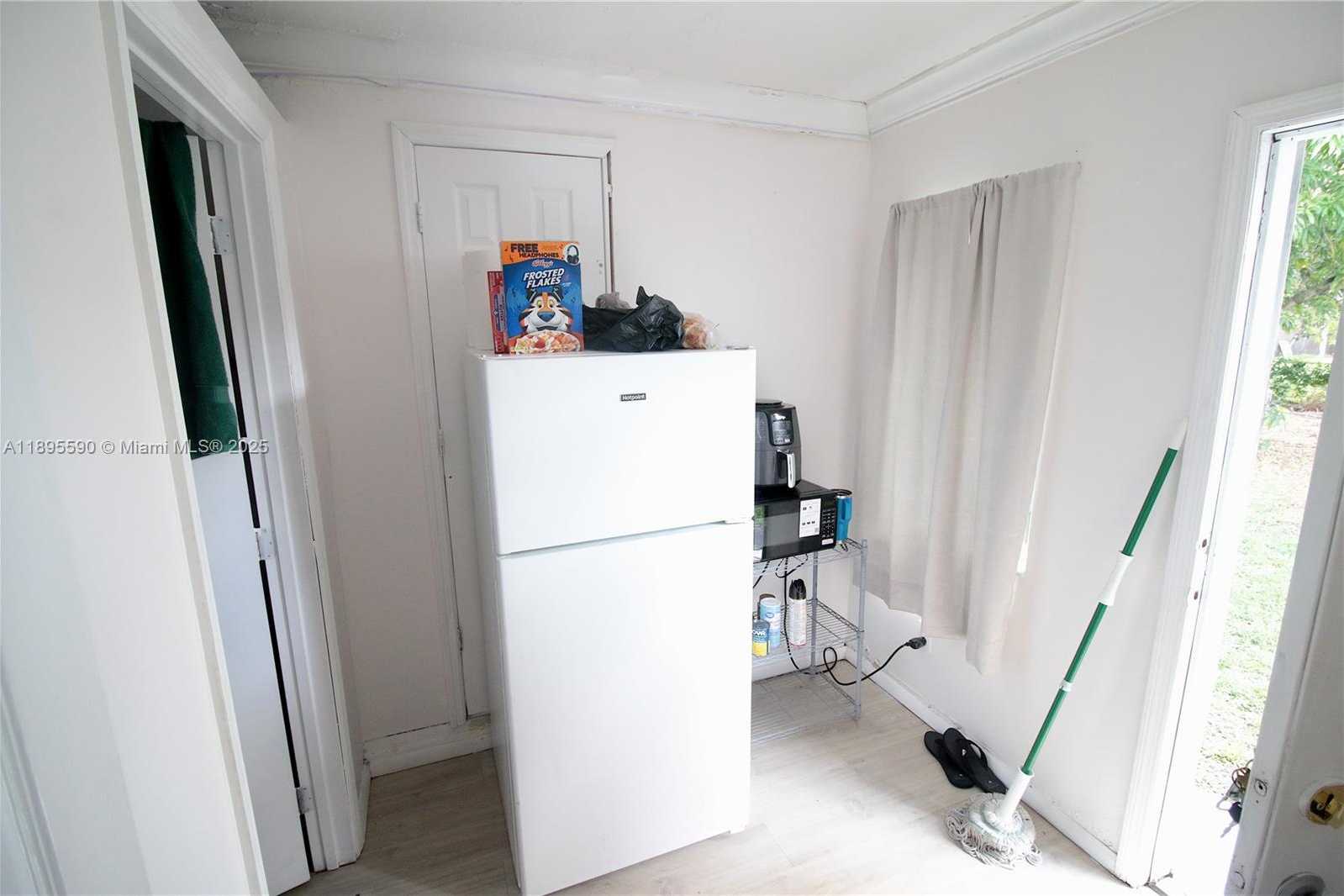 Small Image of 2830 NORTH WEST 66TH ST, Miami Number 21