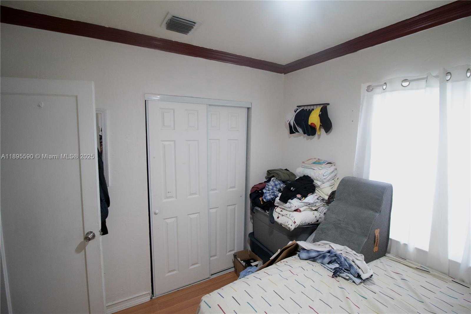 Small Image of 2830 NORTH WEST 66TH ST, Miami Number 44