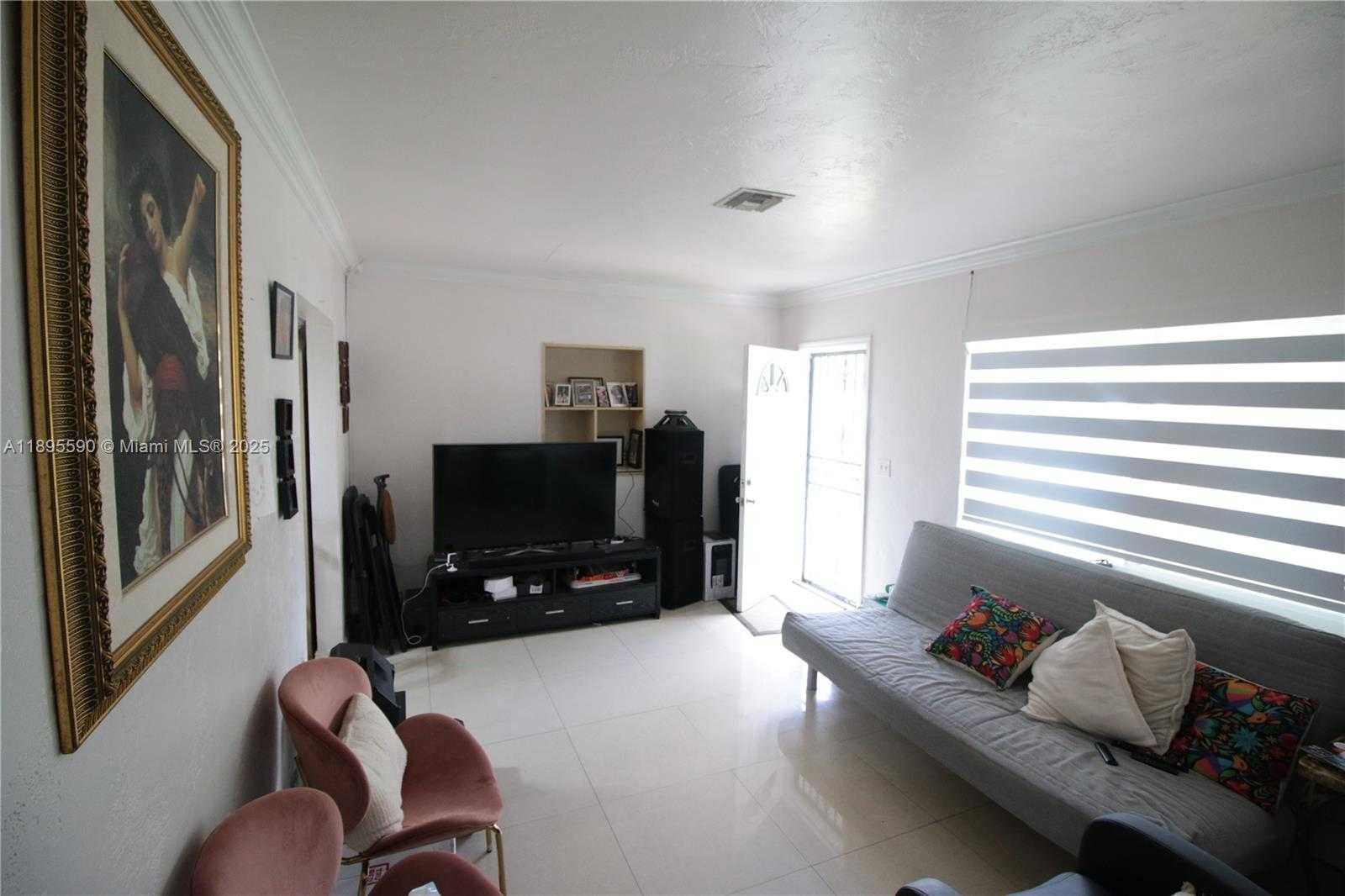 Small Image of 2830 NORTH WEST 66TH ST, Miami Number 48