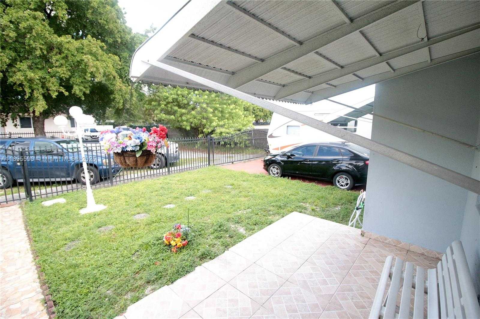 Small Image of 2830 NORTH WEST 66TH ST, Miami Number 49