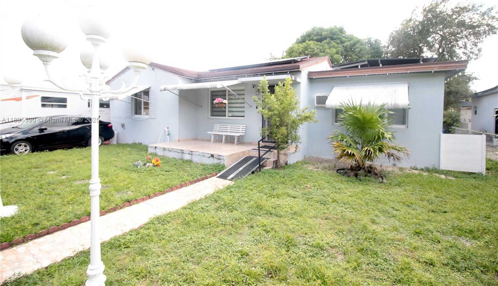 Small Image of 2830 NORTH WEST 66TH ST, Miami Number 51