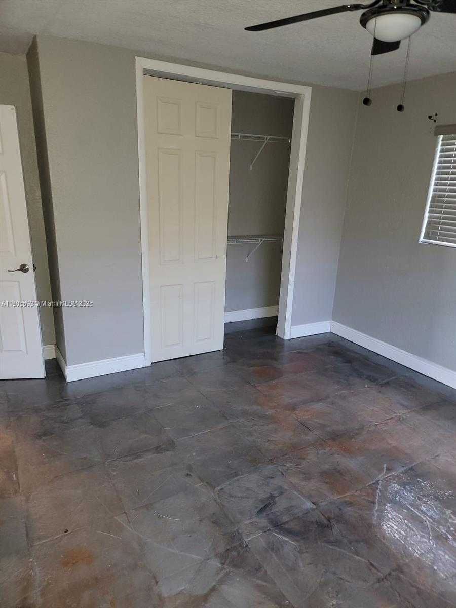 Small Image of 7773 BILTMORE BLVD, Miramar Number 11