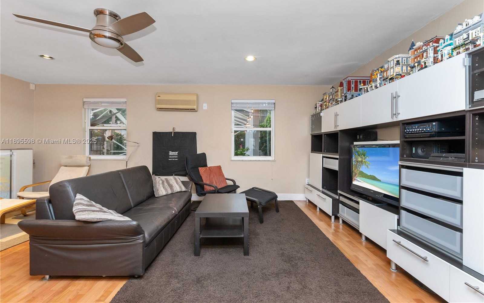 Small Image of 1226 NORTH WEST 170TH TER, Pembroke Pines Number 12