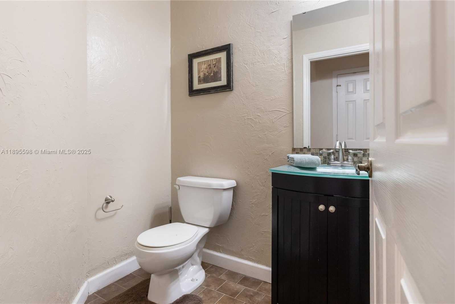 Small Image of 1226 NORTH WEST 170TH TER, Pembroke Pines Number 26