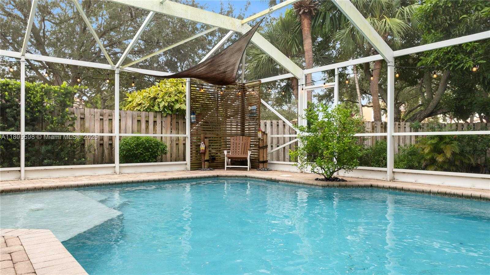 Small Image of 1226 NORTH WEST 170TH TER, Pembroke Pines Number 32