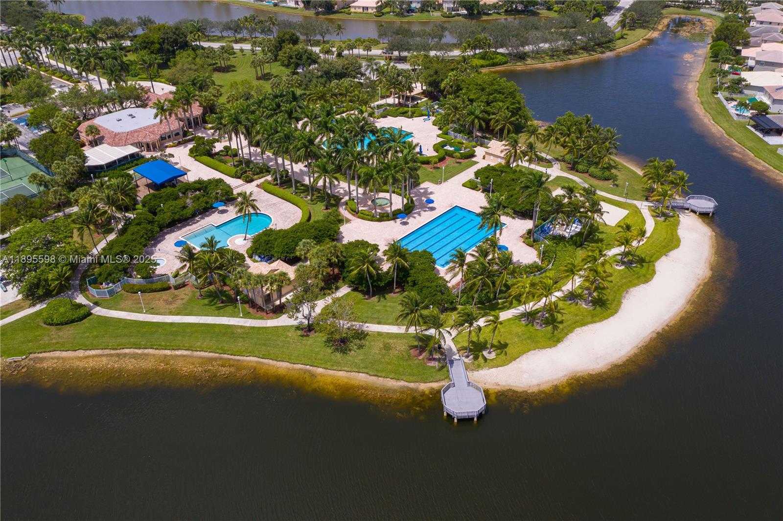 Small Image of 1226 NORTH WEST 170TH TER, Pembroke Pines Number 43
