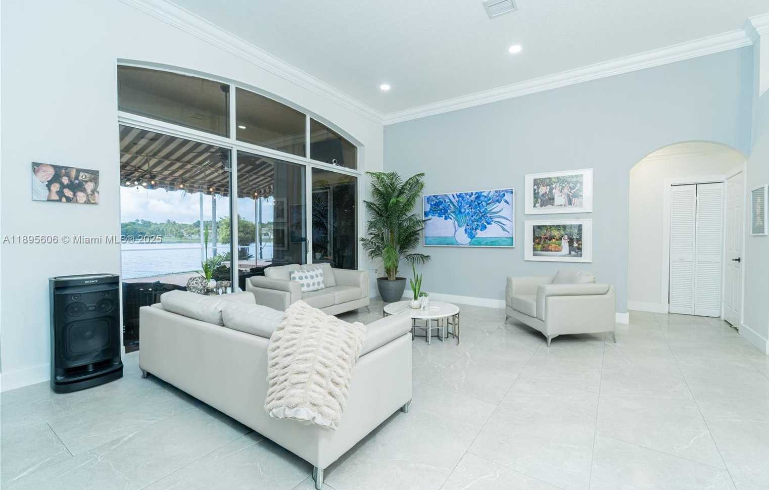 Small Image of 3905 SOUTH WEST 151ST TER, Miramar Number 15
