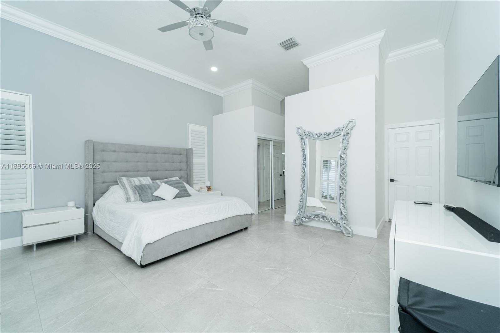Small Image of 3905 SOUTH WEST 151ST TER, Miramar Number 18
