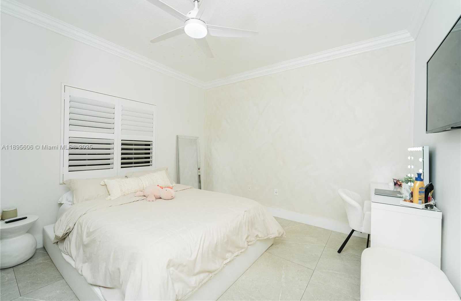 Small Image of 3905 SOUTH WEST 151ST TER, Miramar Number 28
