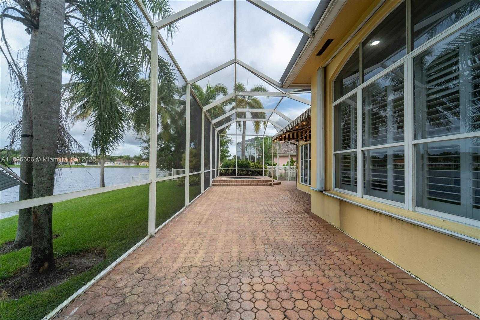 Small Image of 3905 SOUTH WEST 151ST TER, Miramar Number 34