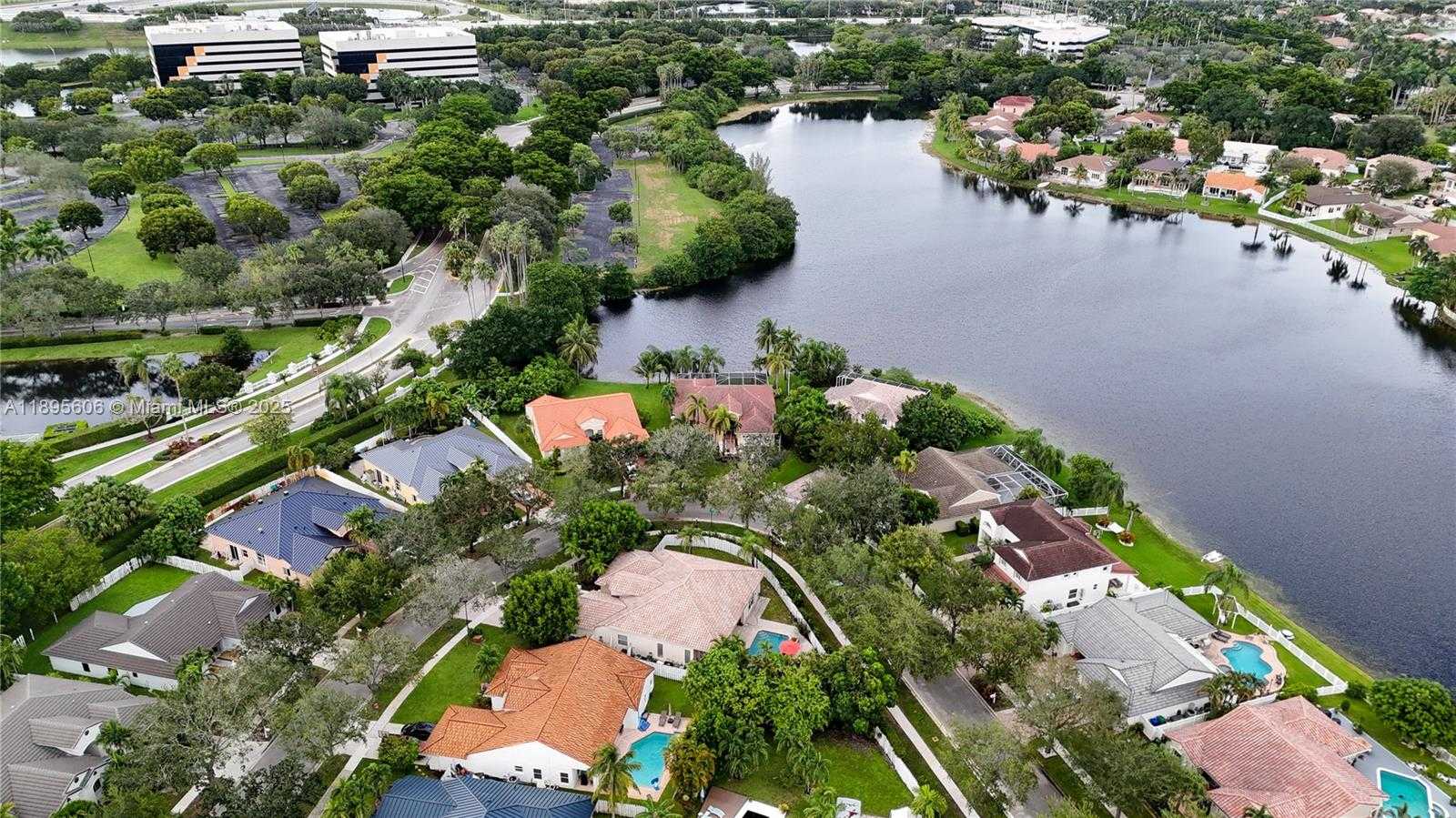 Small Image of 3905 SOUTH WEST 151ST TER, Miramar Number 36
