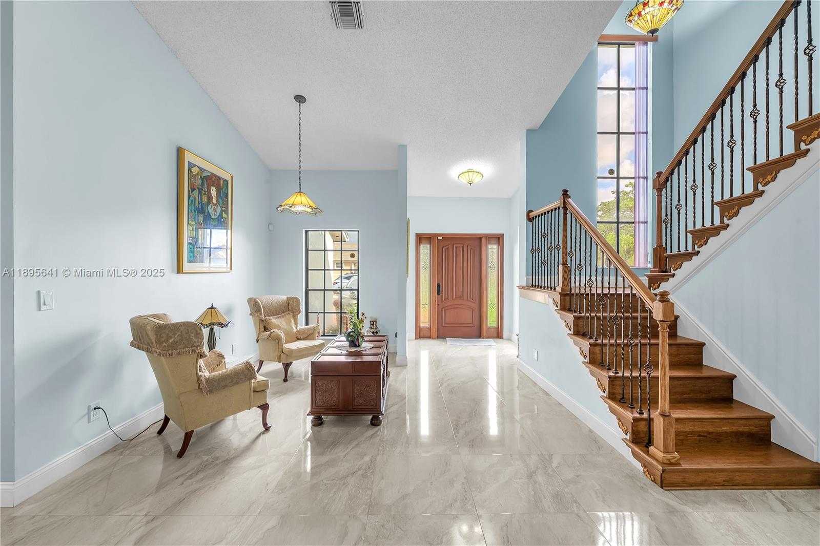 Small Image of 9110 SOUTH LAKE MIRAMAR CIR, Miramar Number 15
