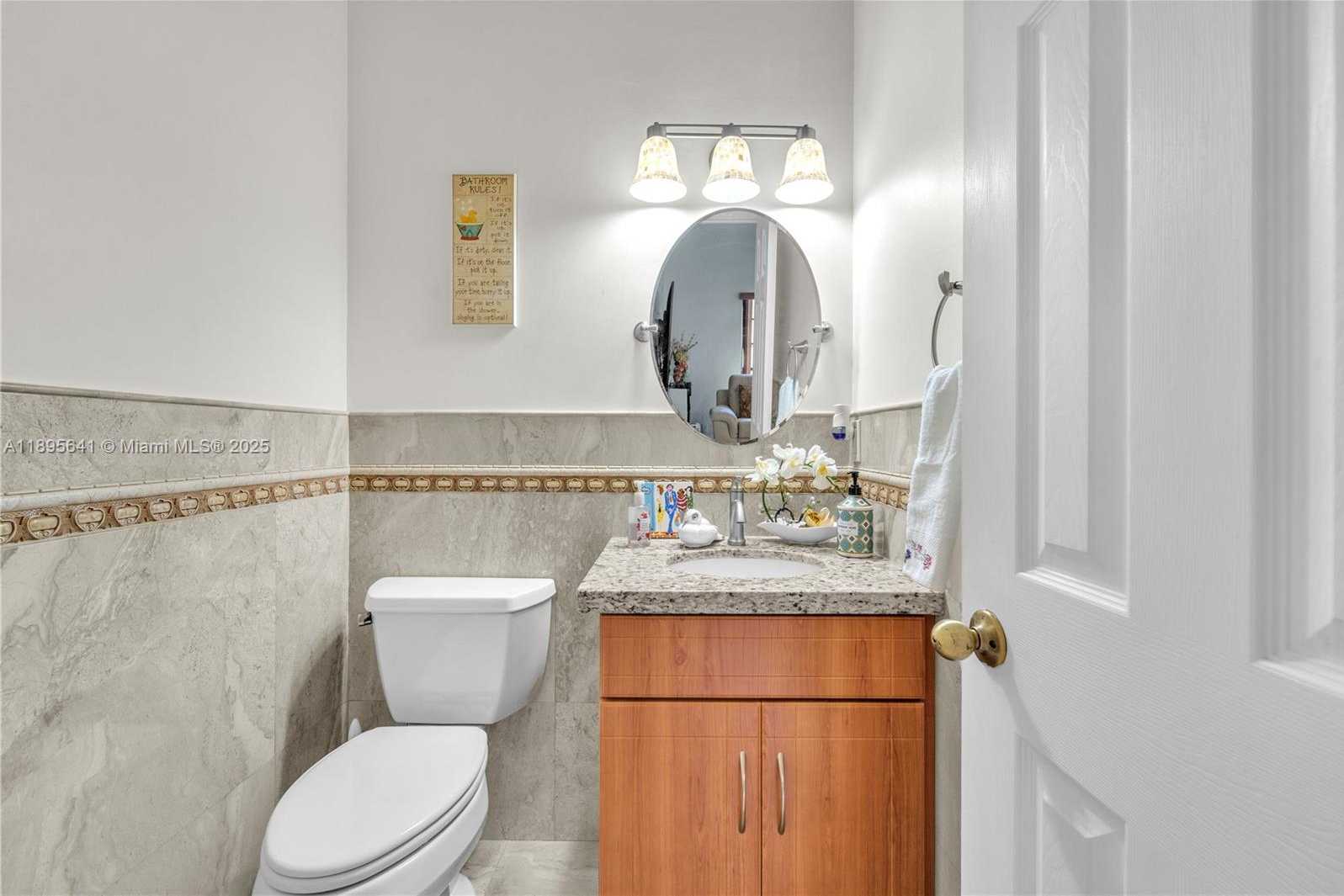 Small Image of 9110 SOUTH LAKE MIRAMAR CIR, Miramar Number 18