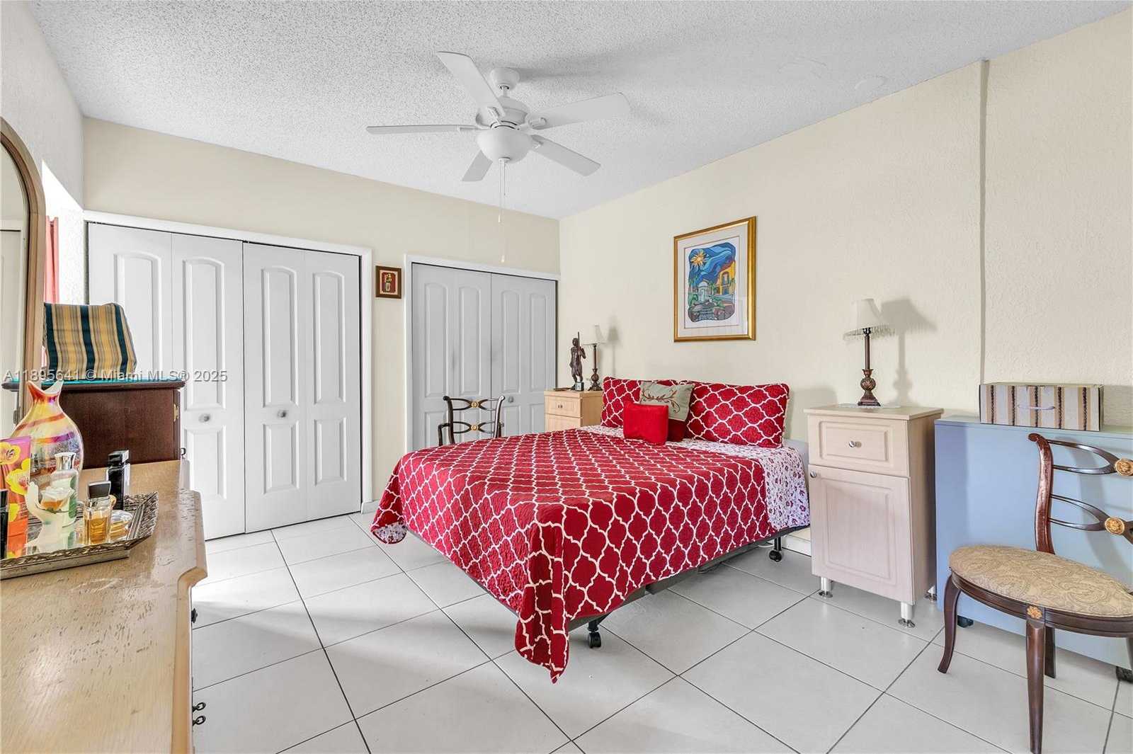 Small Image of 9110 SOUTH LAKE MIRAMAR CIR, Miramar Number 20