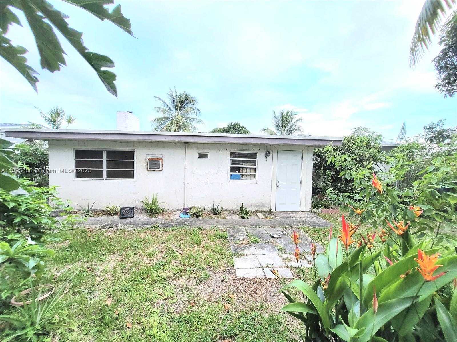 Small Image of 19700 NORTH WEST 3RD CT, Miami Gardens Number 16