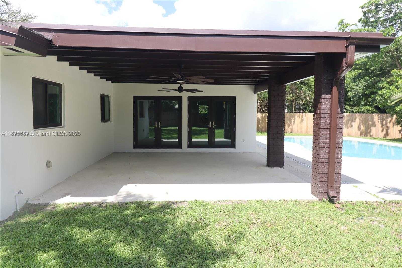 Small Image of 17191 SOUTH WEST 85TH AVE, Palmetto Bay Number 34