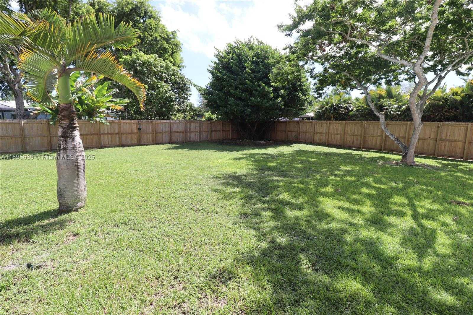 Small Image of 17191 SOUTH WEST 85TH AVE, Palmetto Bay Number 40