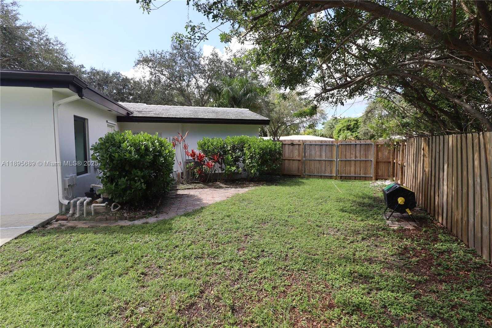 Small Image of 17191 SOUTH WEST 85TH AVE, Palmetto Bay Number 44