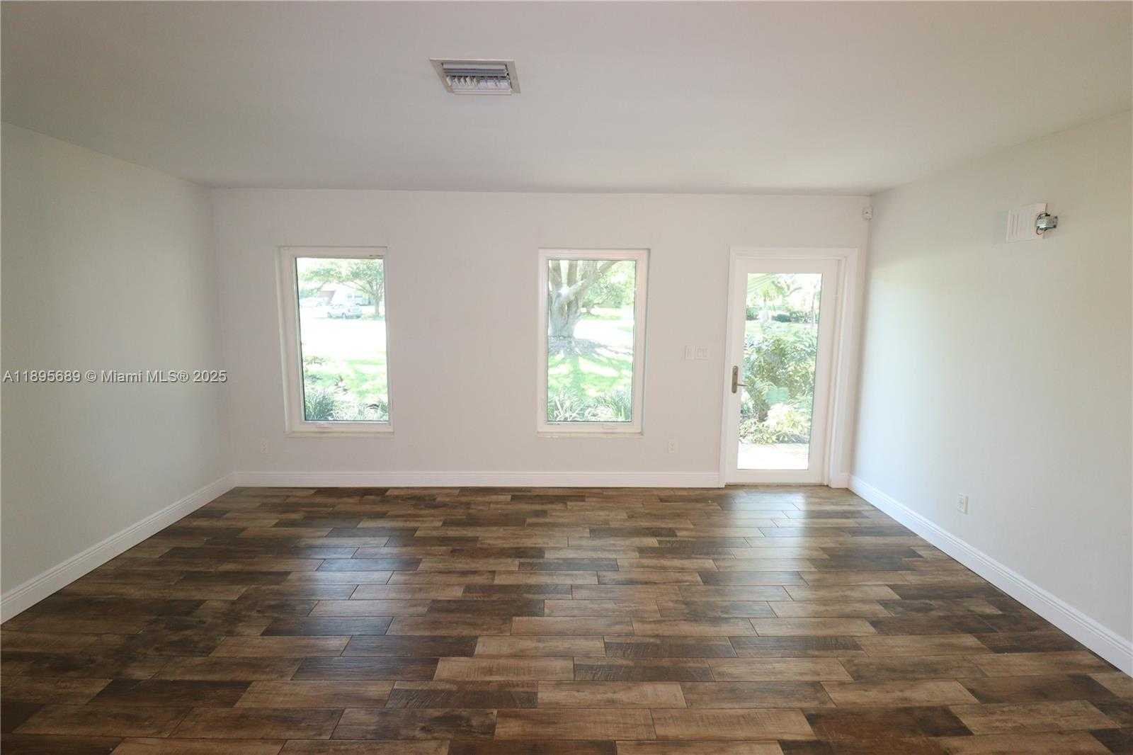 Small Image of 17191 SOUTH WEST 85TH AVE, Palmetto Bay Number 6