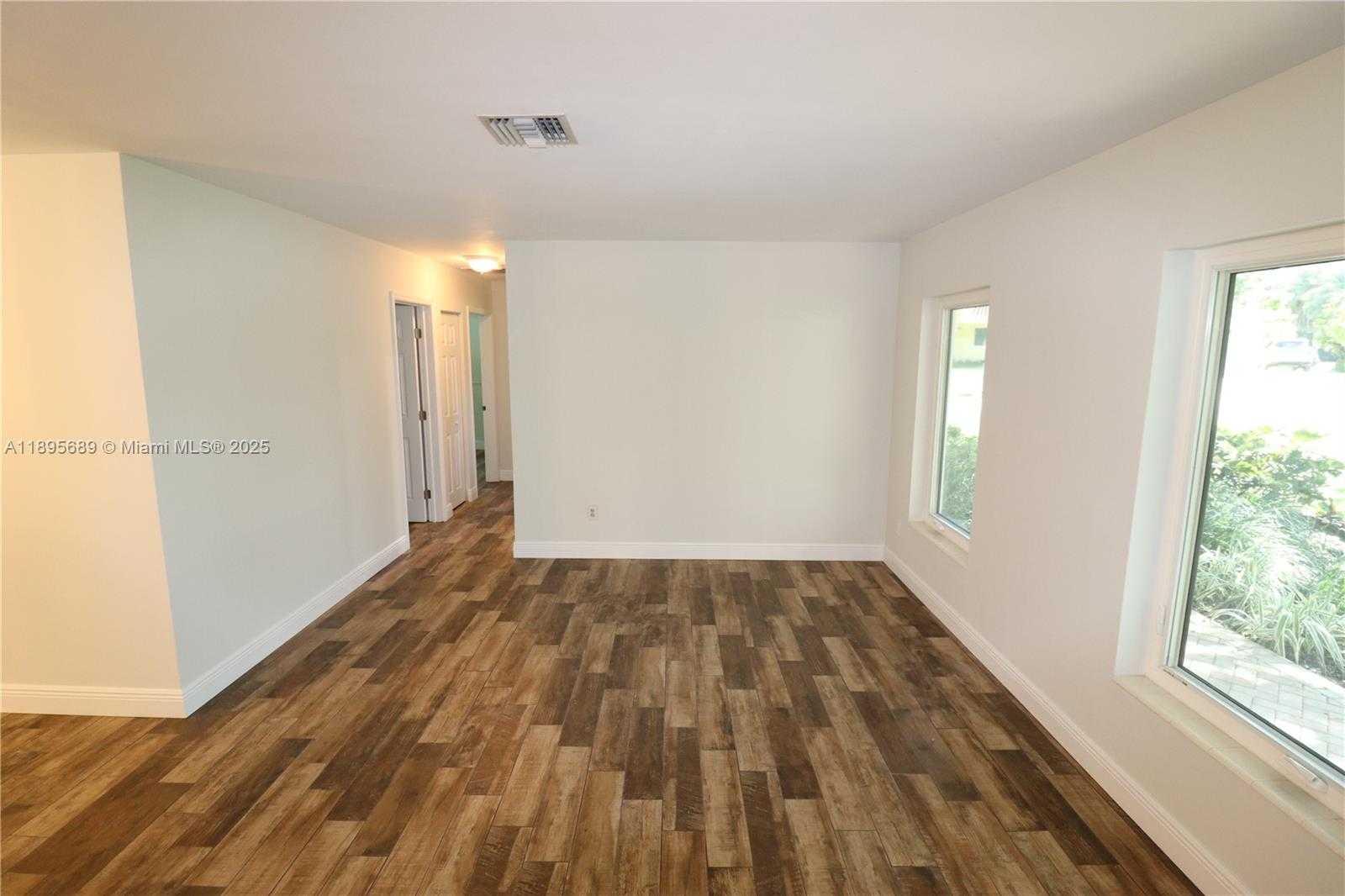 Small Image of 17191 SOUTH WEST 85TH AVE, Palmetto Bay Number 7