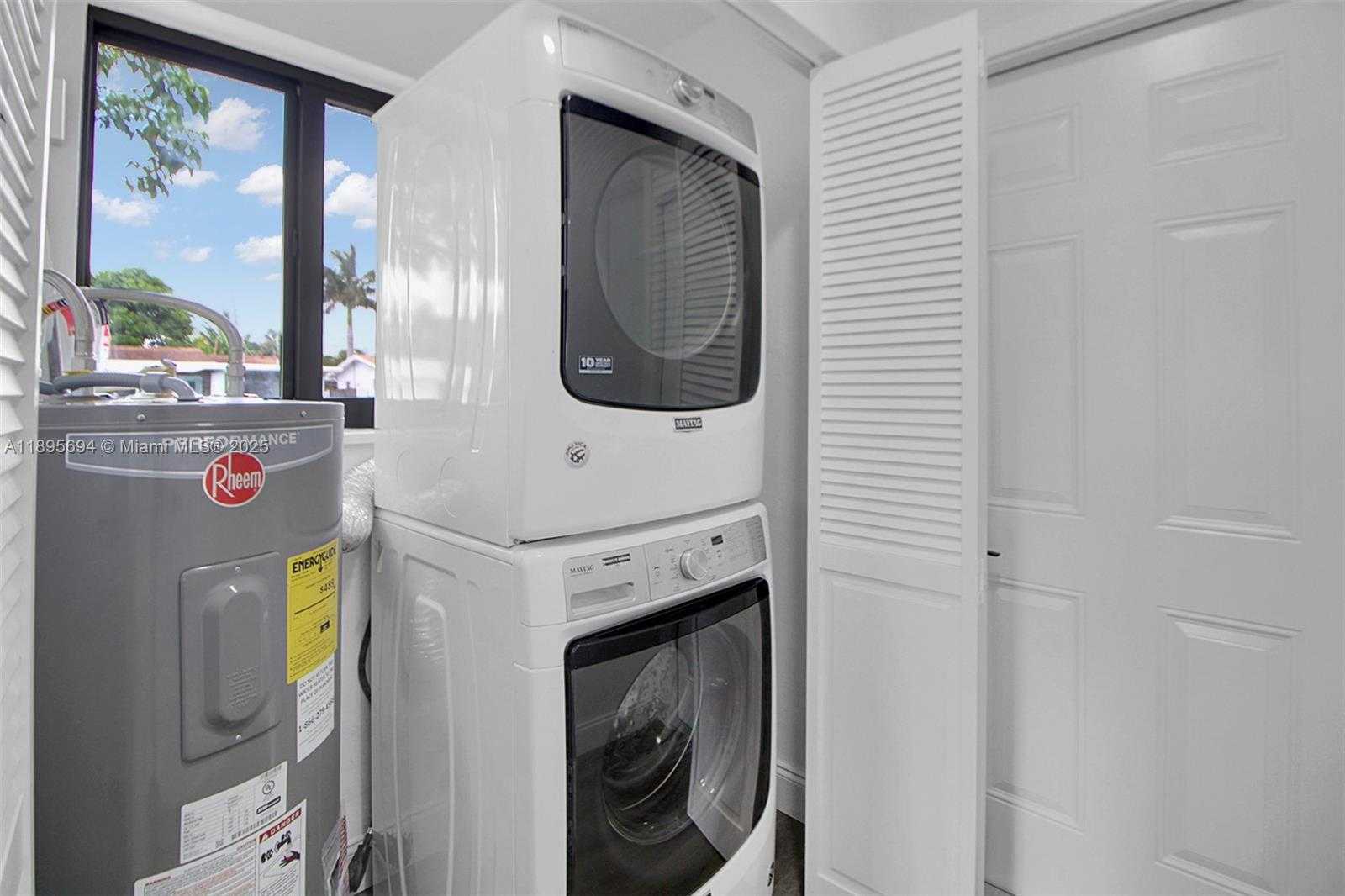 Small Image of 2880 SOUTH WEST 2ND ST, Fort Lauderdale Number 11