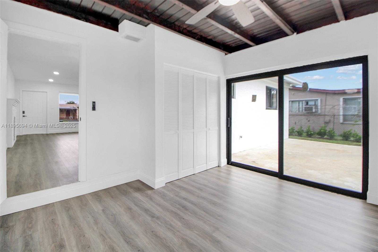 Small Image of 2880 SOUTH WEST 2ND ST, Fort Lauderdale Number 24