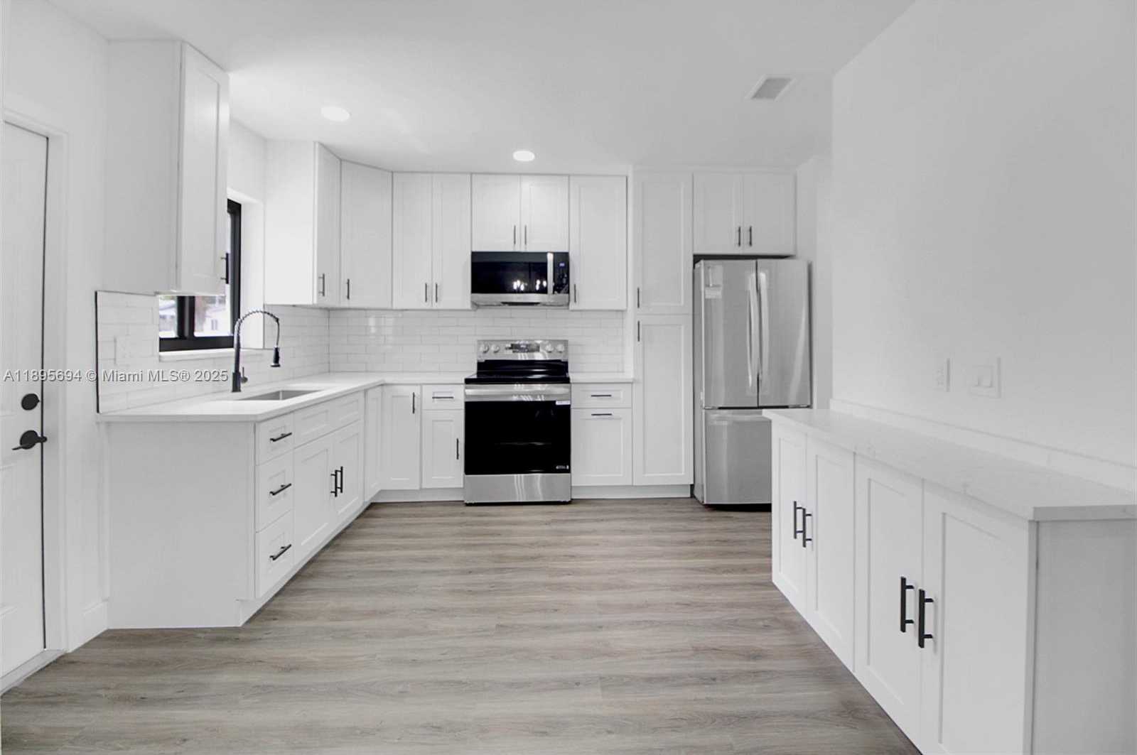 Small Image of 2880 SOUTH WEST 2ND ST, Fort Lauderdale Number 9