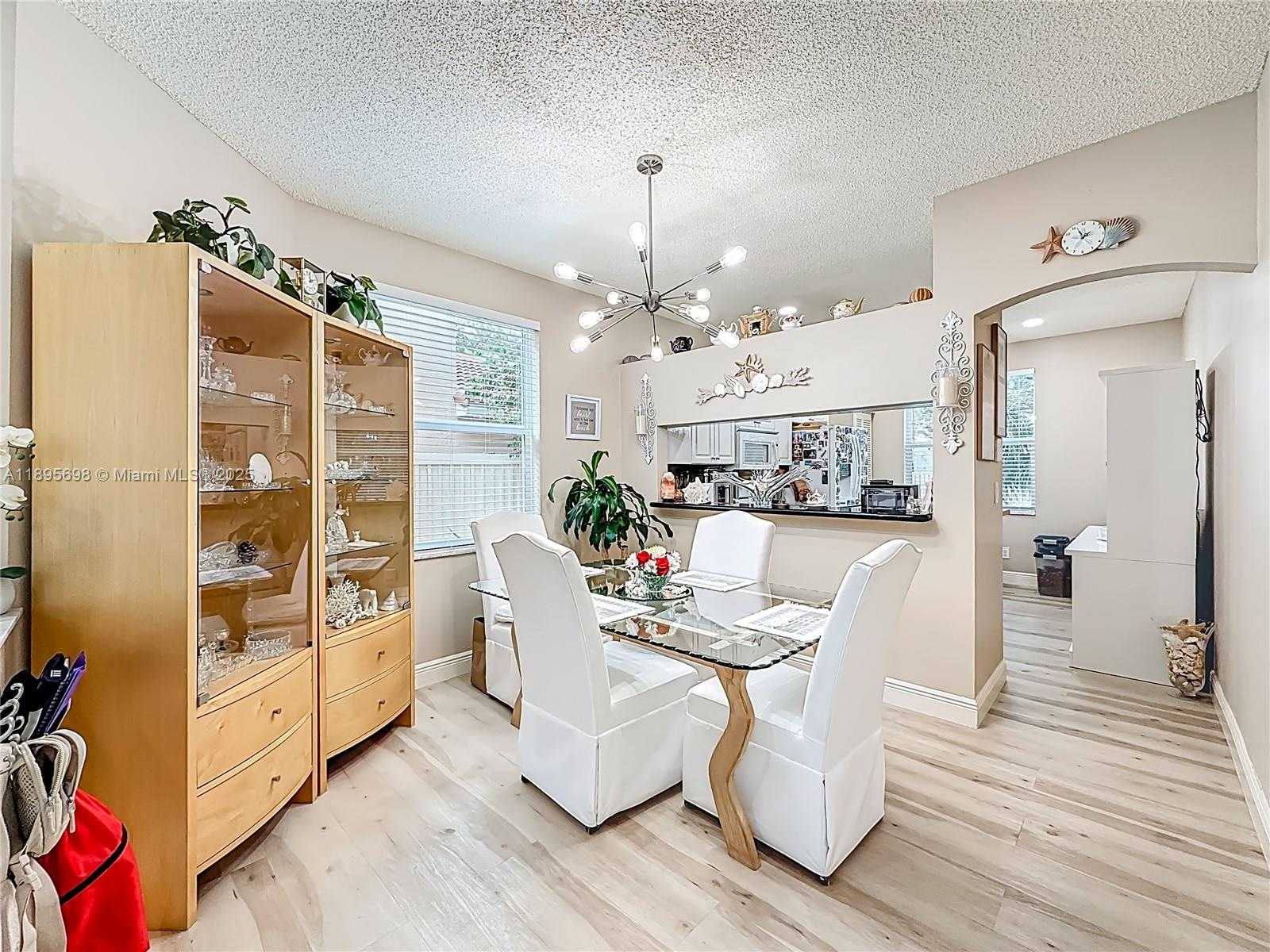 Small Image of 15329 SOUTH WEST 51ST ST, Davie Number 12