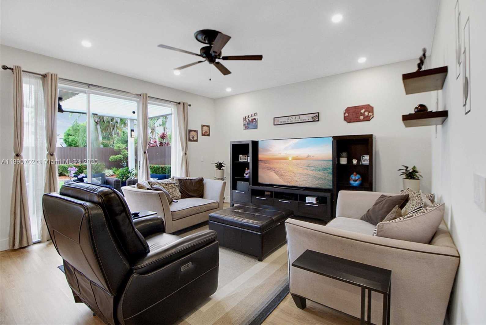 Small Image of 3160 SOUTH WEST 176TH WAY, Miramar Number 21