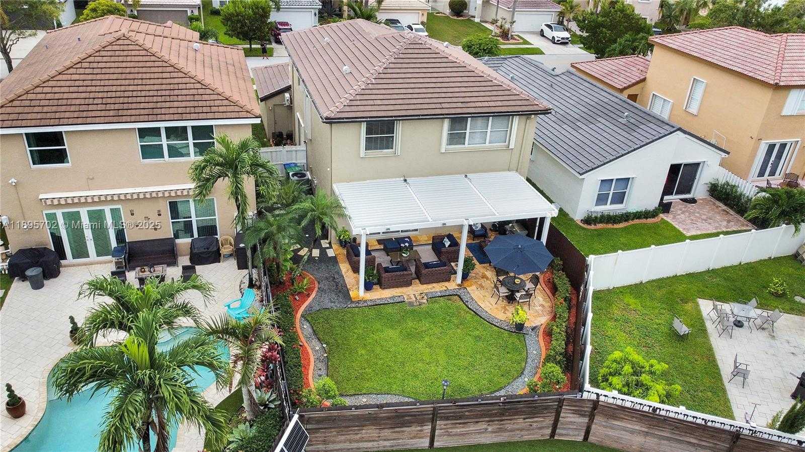 Small Image of 3160 SOUTH WEST 176TH WAY, Miramar Number 6