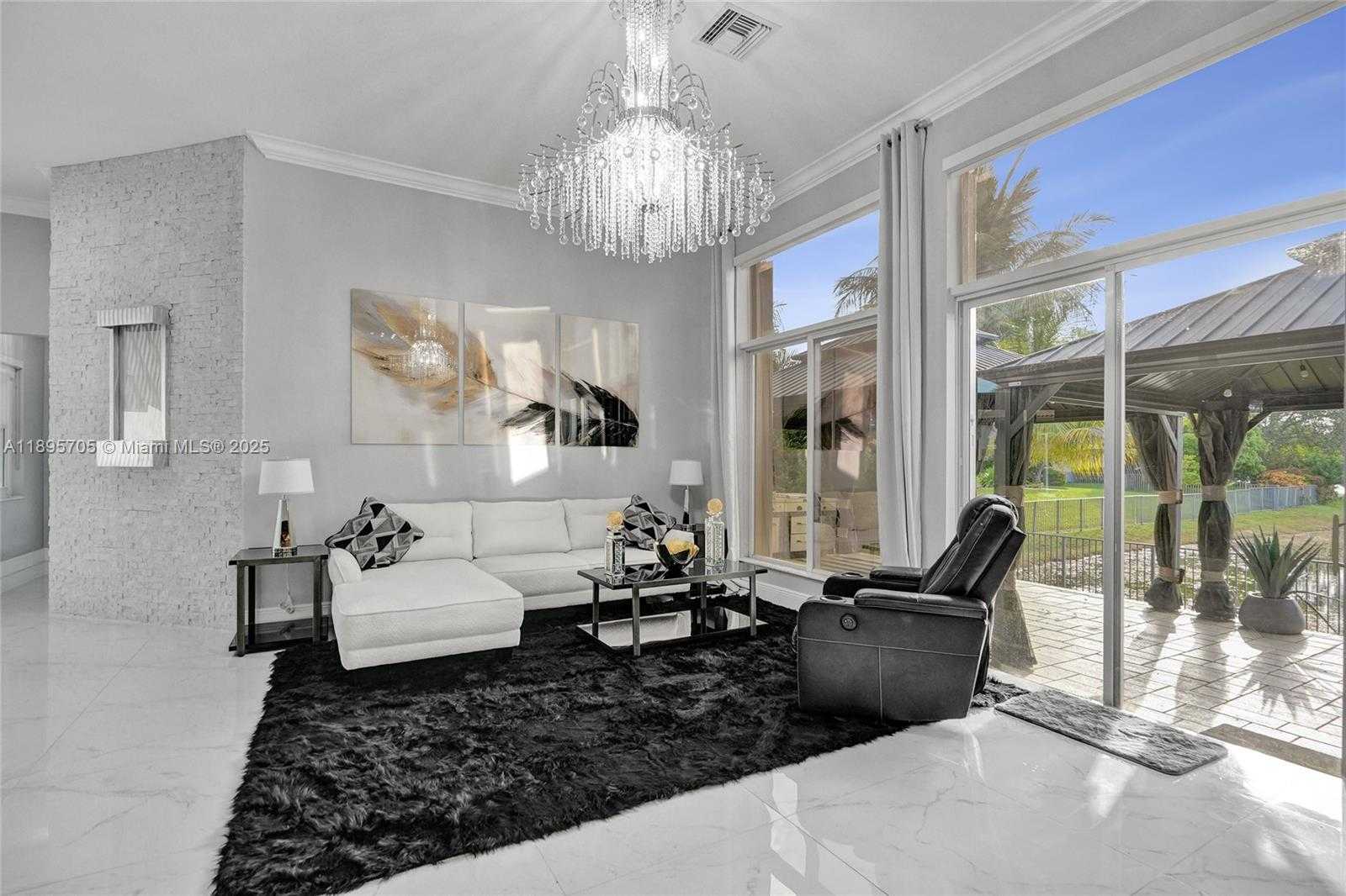 Small Image of 4248 SOUTH WEST 185TH AVE, Miramar Number 13