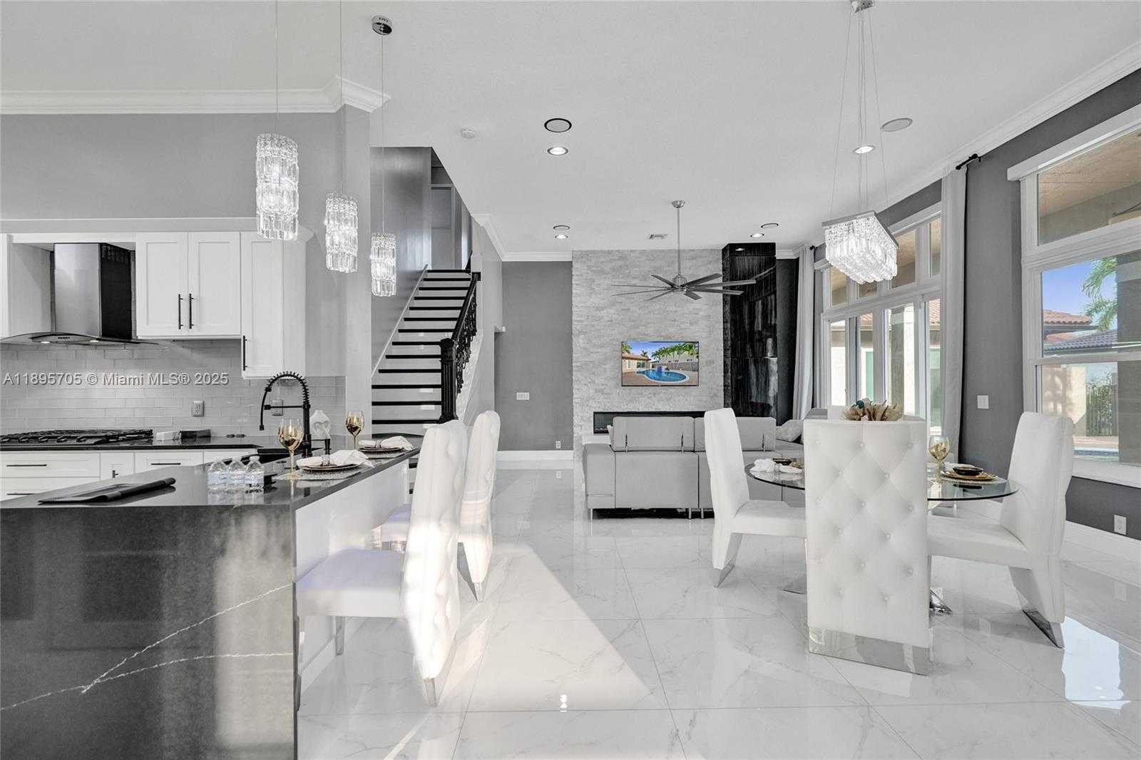 Small Image of 4248 SOUTH WEST 185TH AVE, Miramar Number 17