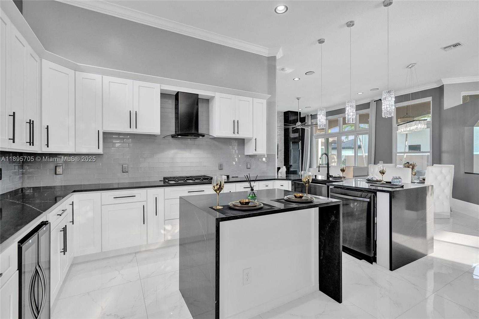Small Image of 4248 SOUTH WEST 185TH AVE, Miramar Number 21