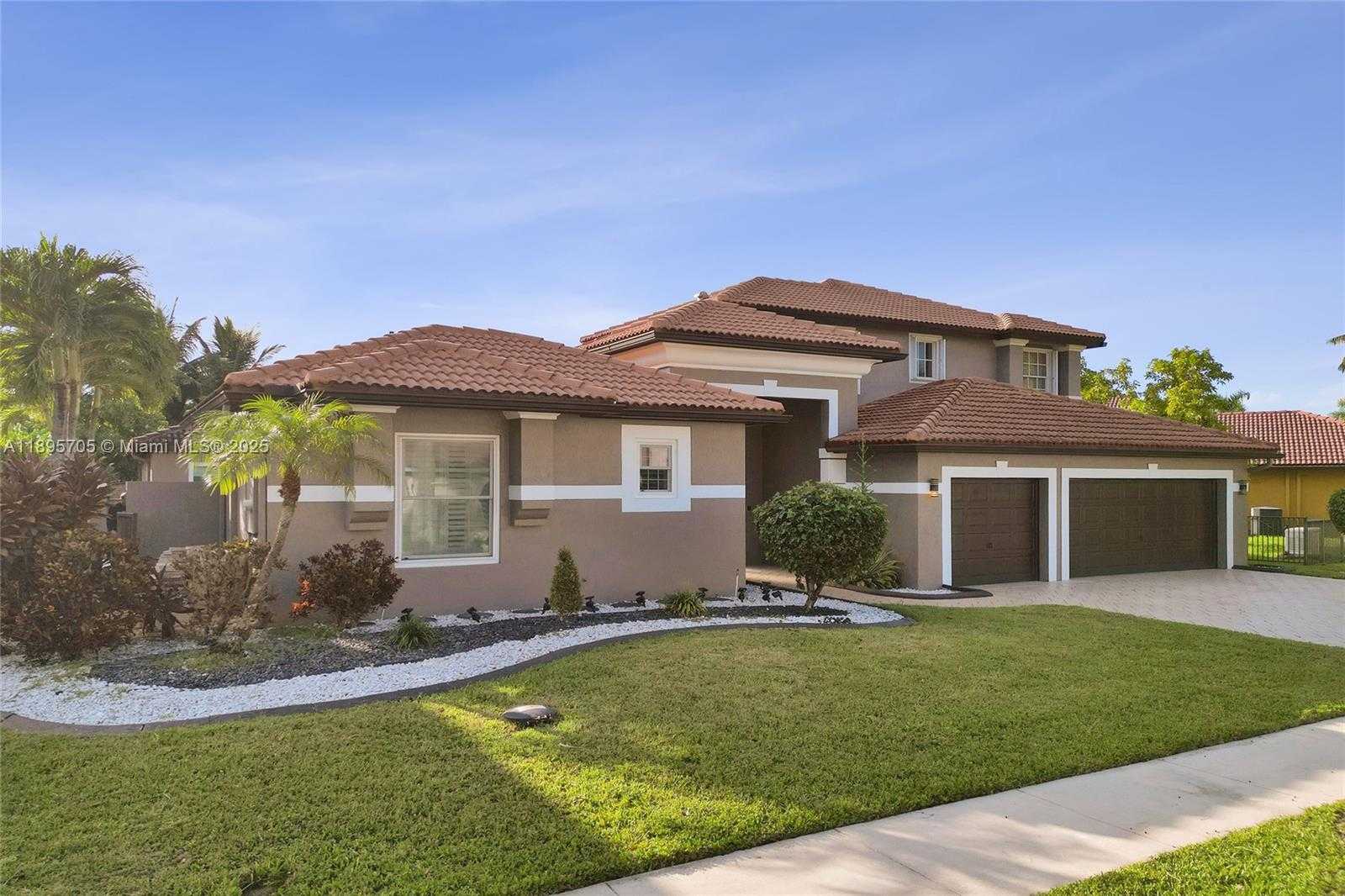 Small Image of 4248 SOUTH WEST 185TH AVE, Miramar Number 3