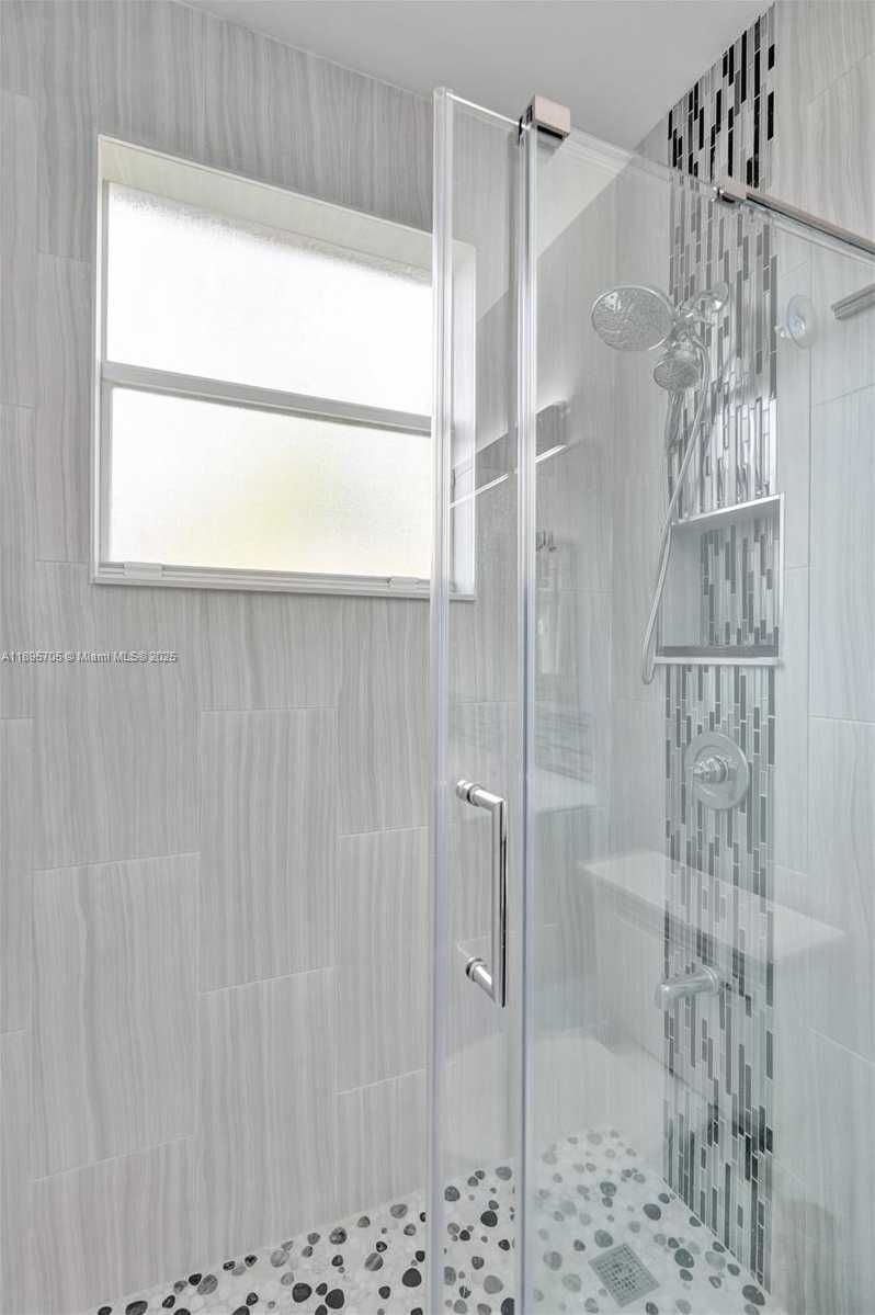 Small Image of 4248 SOUTH WEST 185TH AVE, Miramar Number 34
