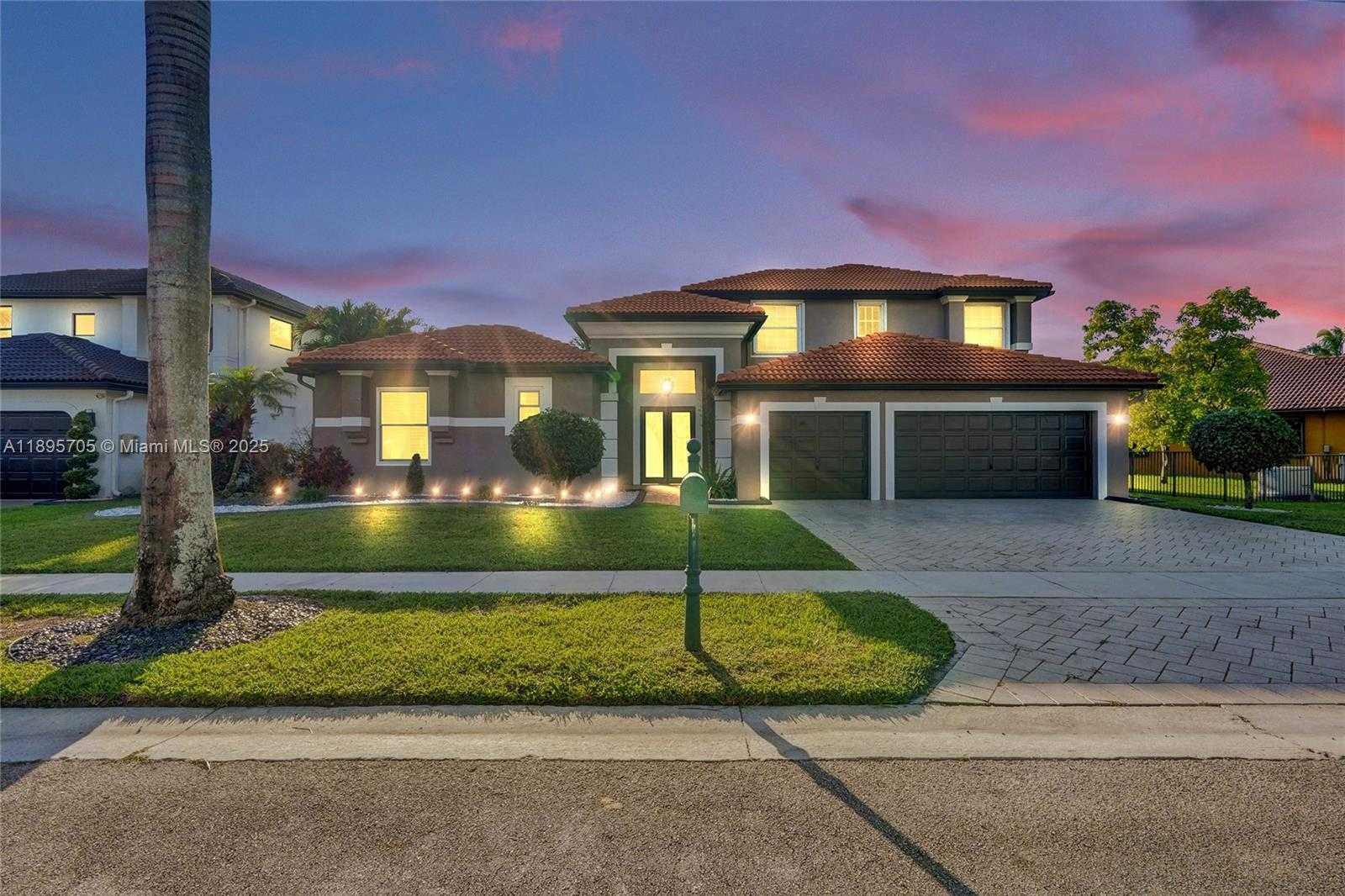 Small Image of 4248 SOUTH WEST 185TH AVE, Miramar Number 4