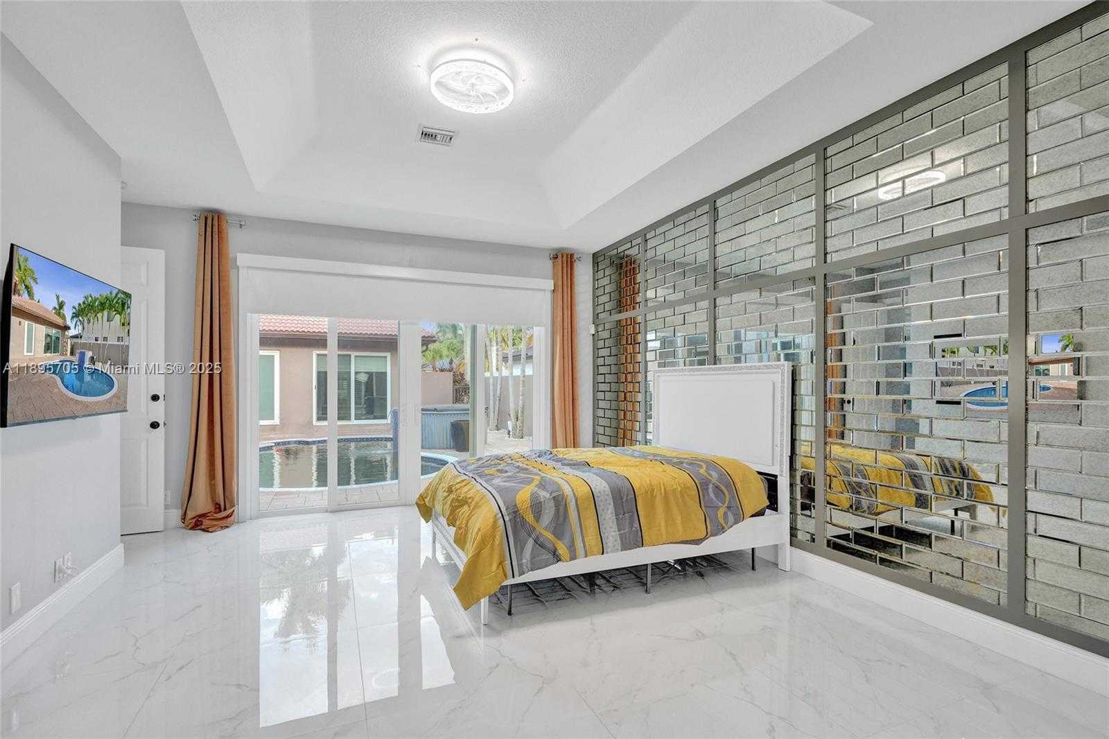 Small Image of 4248 SOUTH WEST 185TH AVE, Miramar Number 45