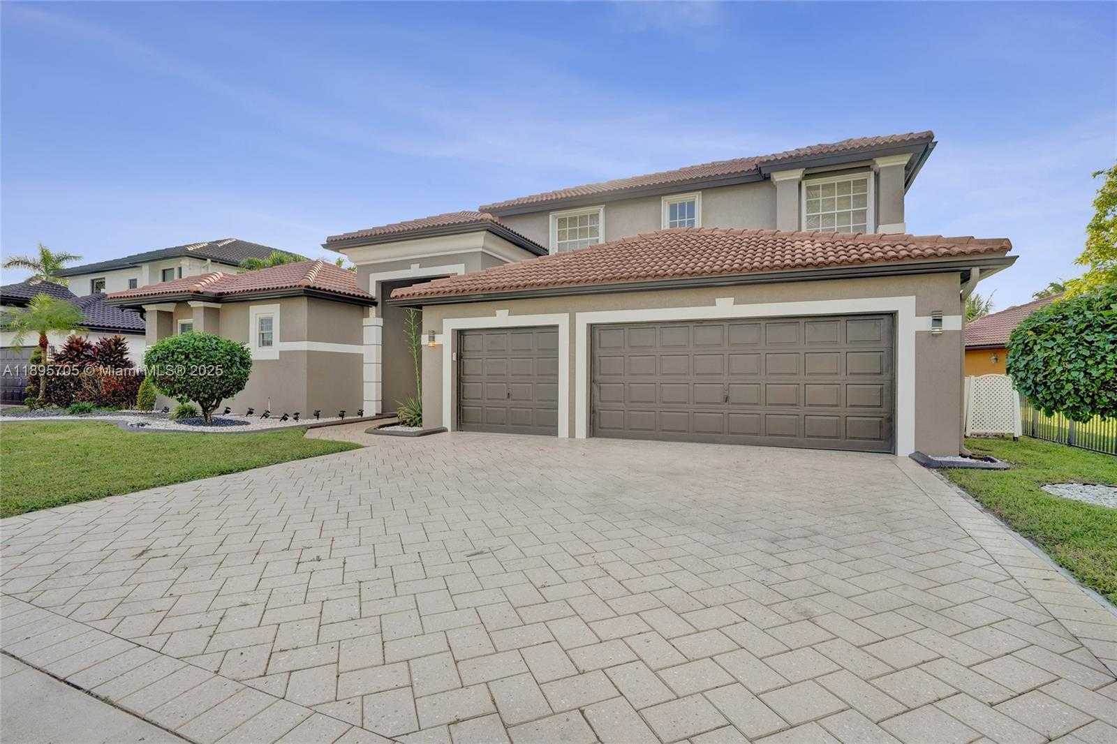 Small Image of 4248 SOUTH WEST 185TH AVE, Miramar Number 5