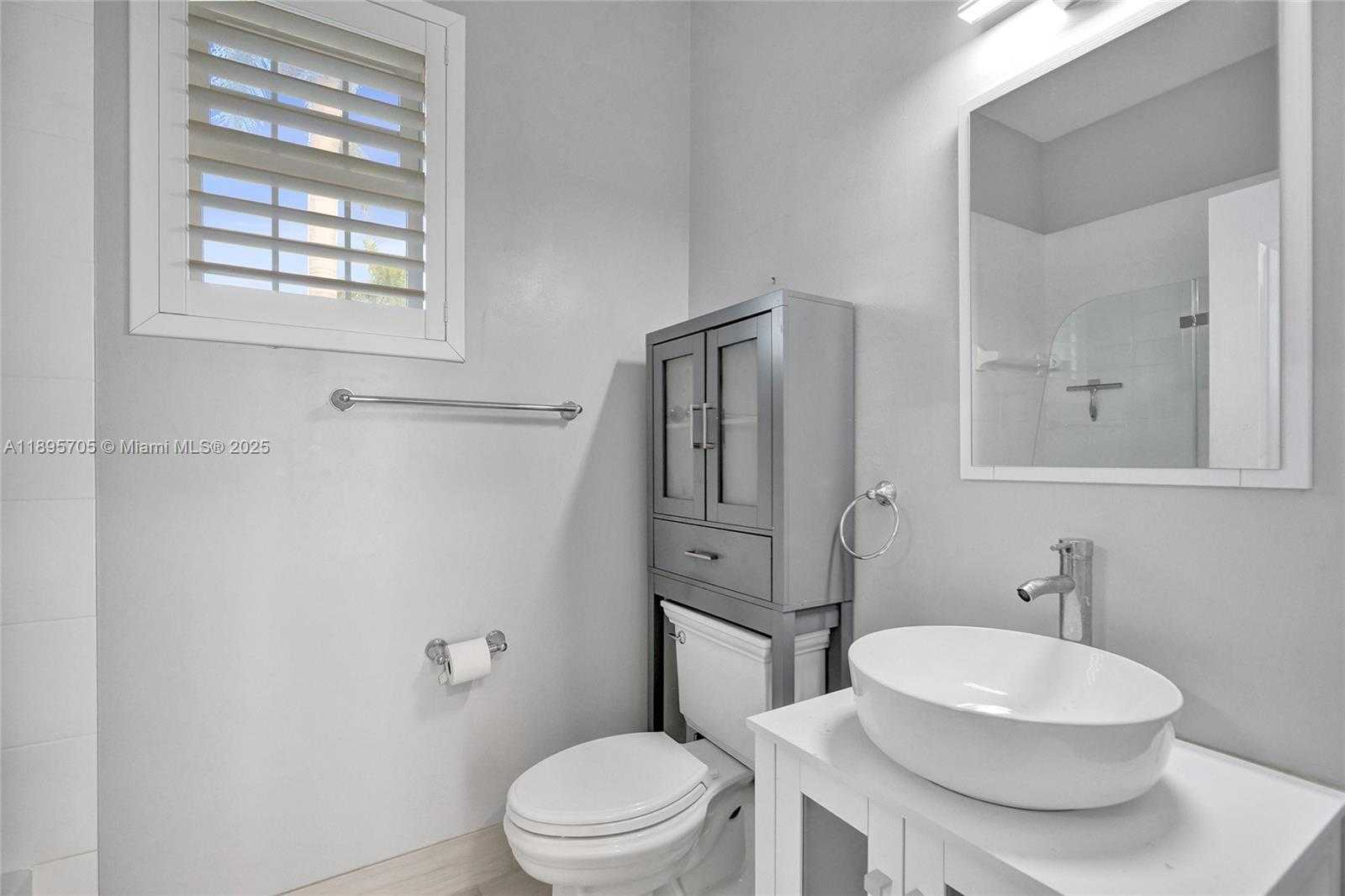 Small Image of 4248 SOUTH WEST 185TH AVE, Miramar Number 69