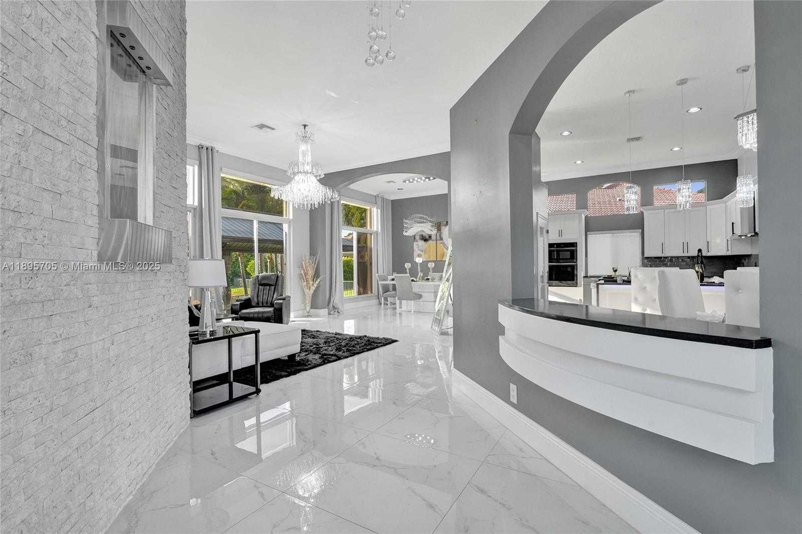 Small Image of 4248 SOUTH WEST 185TH AVE, Miramar Number 9