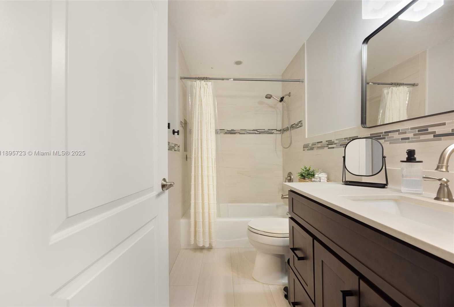 Small Image of 21960 SOUTH WEST 98TH AVE, Cutler Bay Number 18