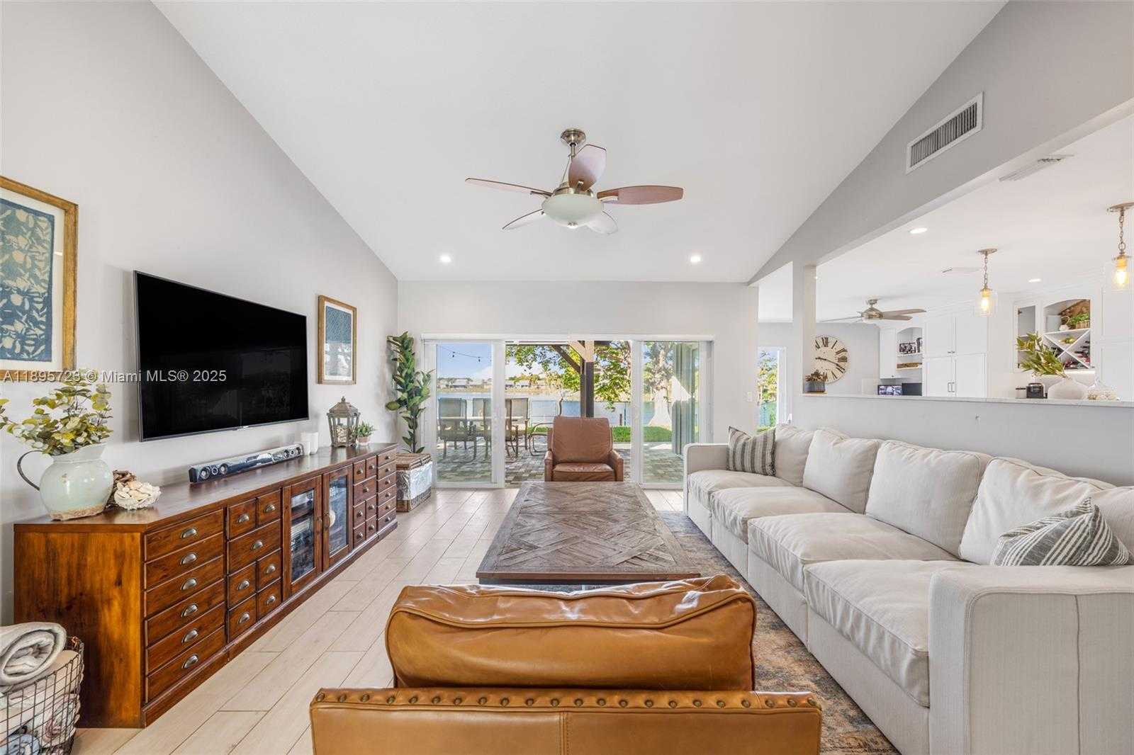 Small Image of 21960 SOUTH WEST 98TH AVE, Cutler Bay Number 3