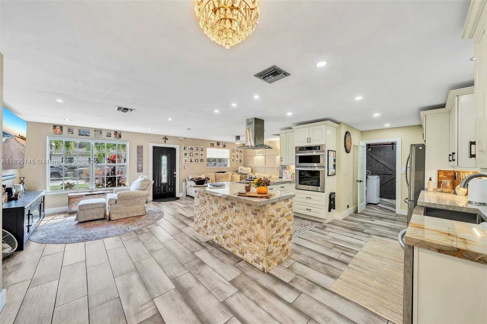 Small Image of 6821 NORTH WEST 6TH ST, Margate Number 10