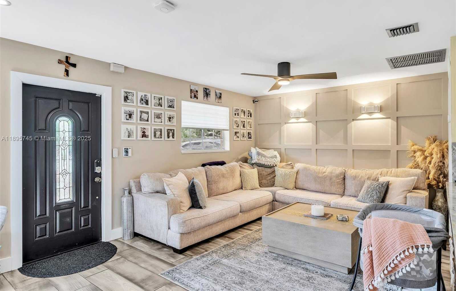 Small Image of 6821 NORTH WEST 6TH ST, Margate Number 13