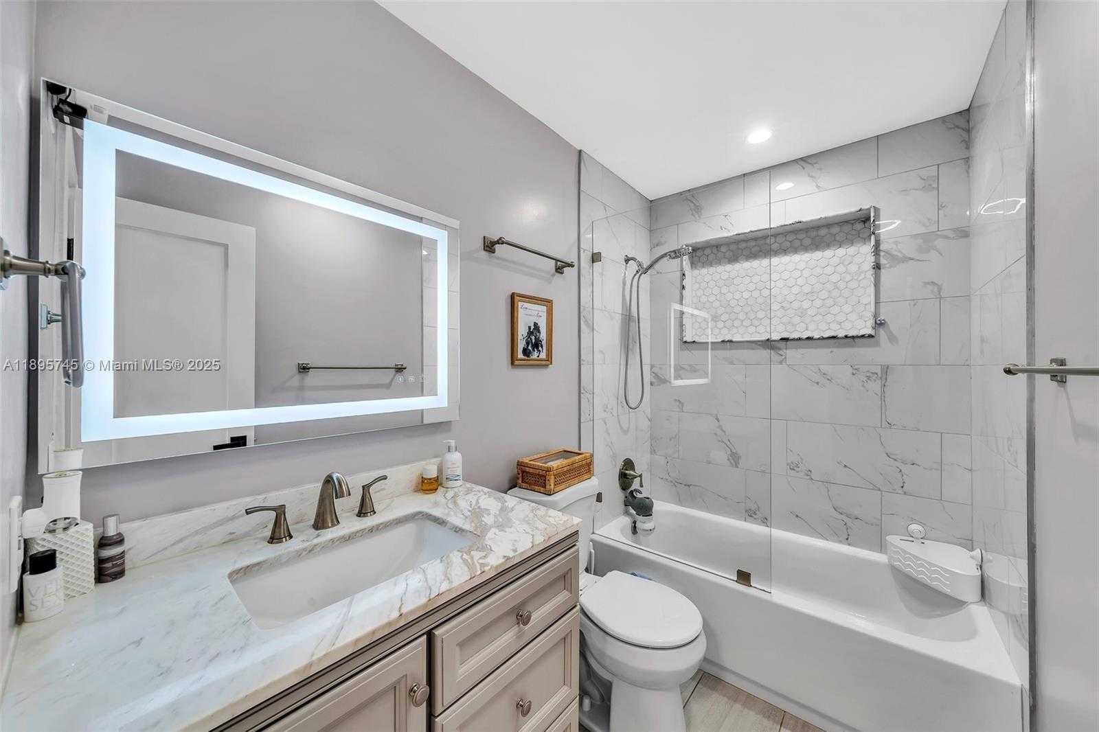 Small Image of 6821 NORTH WEST 6TH ST, Margate Number 19