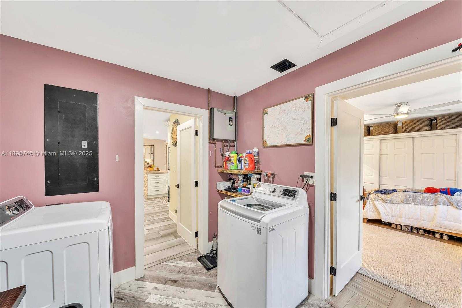 Small Image of 6821 NORTH WEST 6TH ST, Margate Number 22