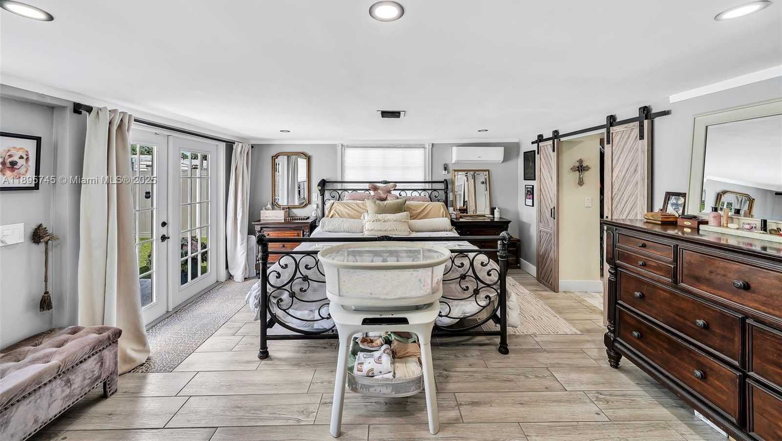 Small Image of 6821 NORTH WEST 6TH ST, Margate Number 32