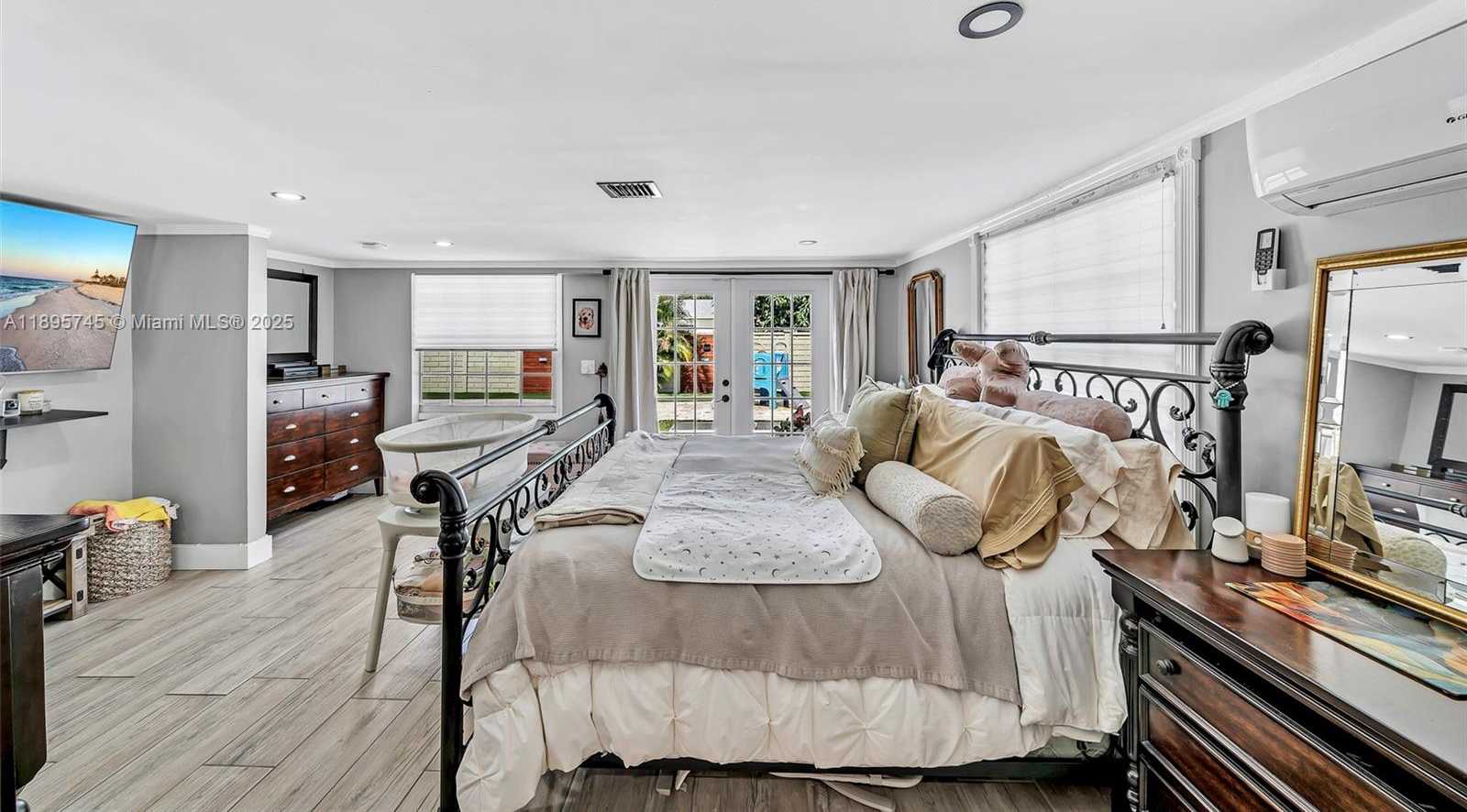 Small Image of 6821 NORTH WEST 6TH ST, Margate Number 38