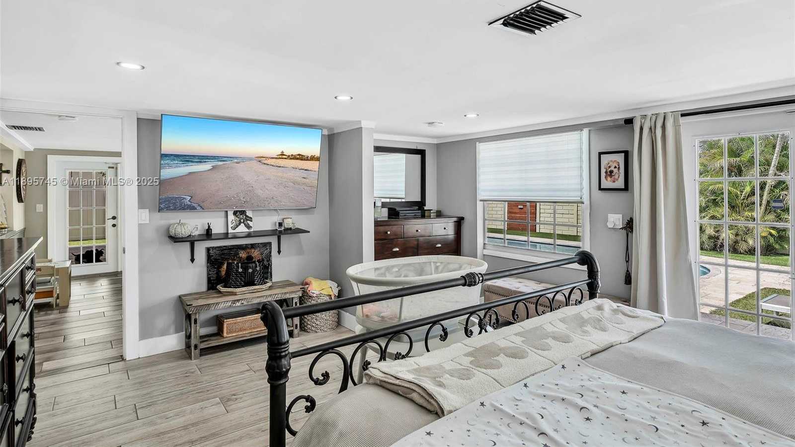 Small Image of 6821 NORTH WEST 6TH ST, Margate Number 39